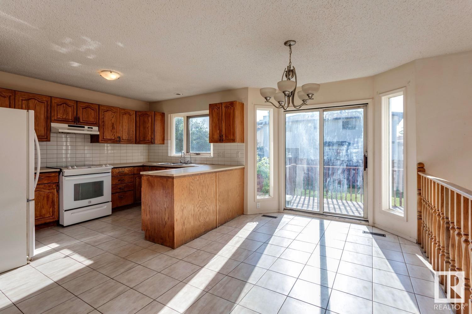 Photo 51 of 16117 108 St Nw Nw, Edmonton AB