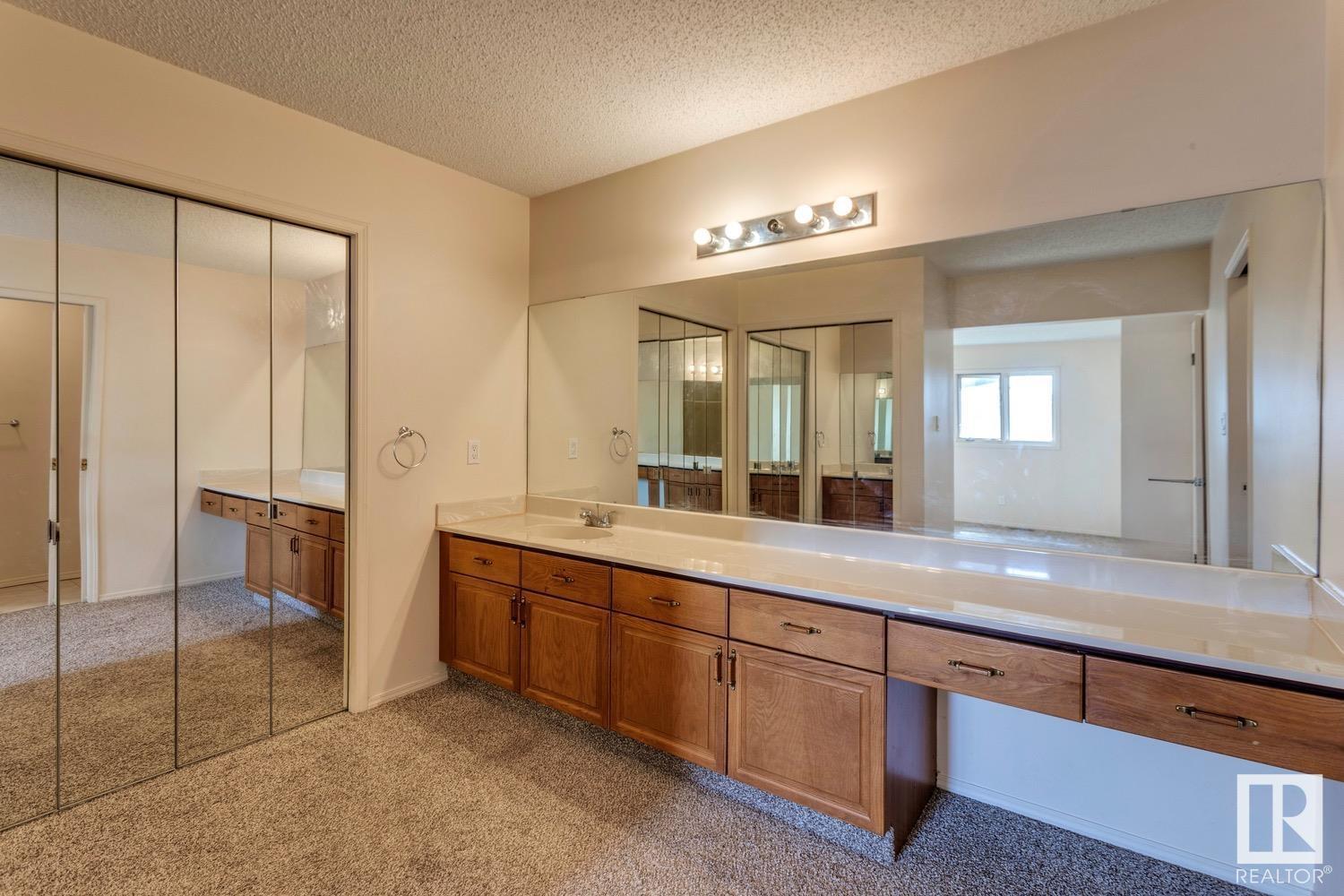 Photo 19 of 16117 108 St Nw Nw, Edmonton AB