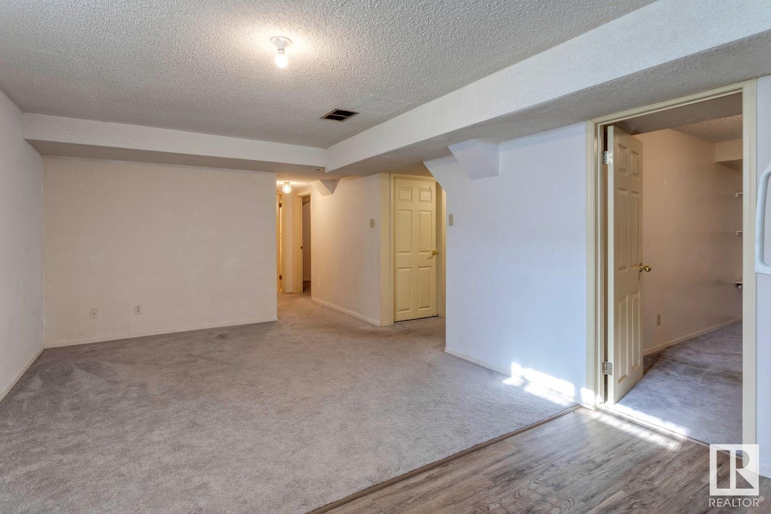Photo 41 of 16117 108 St Nw Nw, Edmonton AB