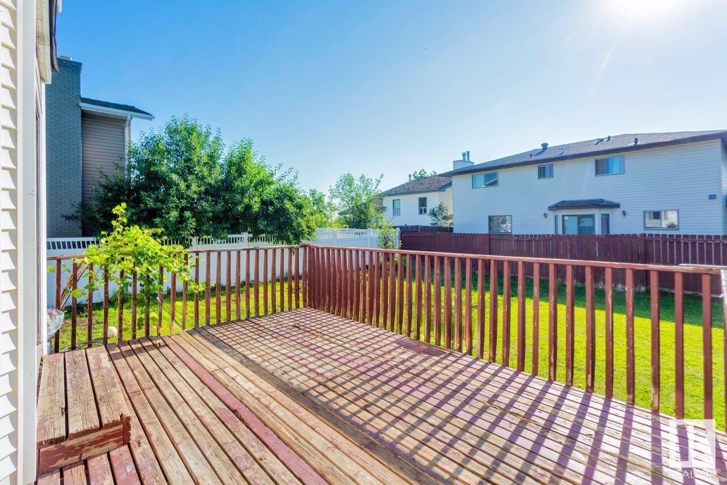 Photo 17 of 16117 108 St Nw Nw, Edmonton AB
