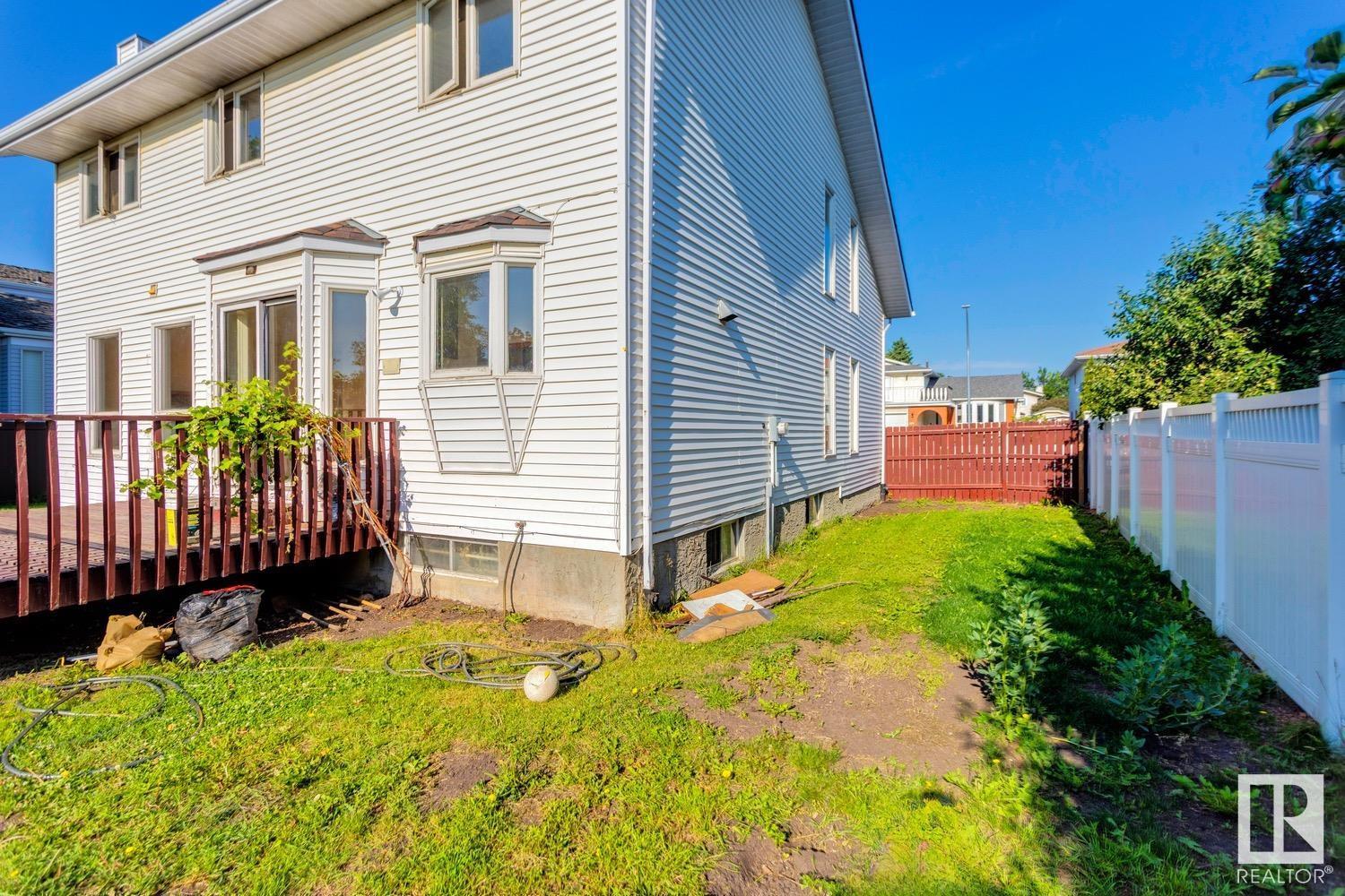 Photo 22 of 16117 108 St Nw Nw, Edmonton AB