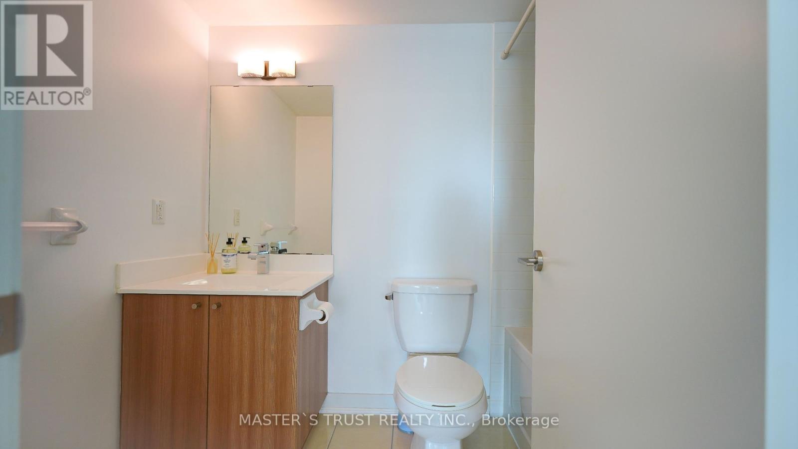 Photo 19 of 501 5740 Yonge Street, Toronto ON