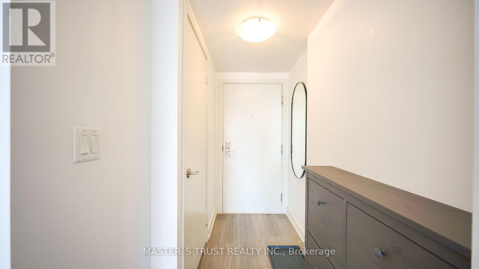 Photo 4 of 501 5740 Yonge Street, Toronto ON