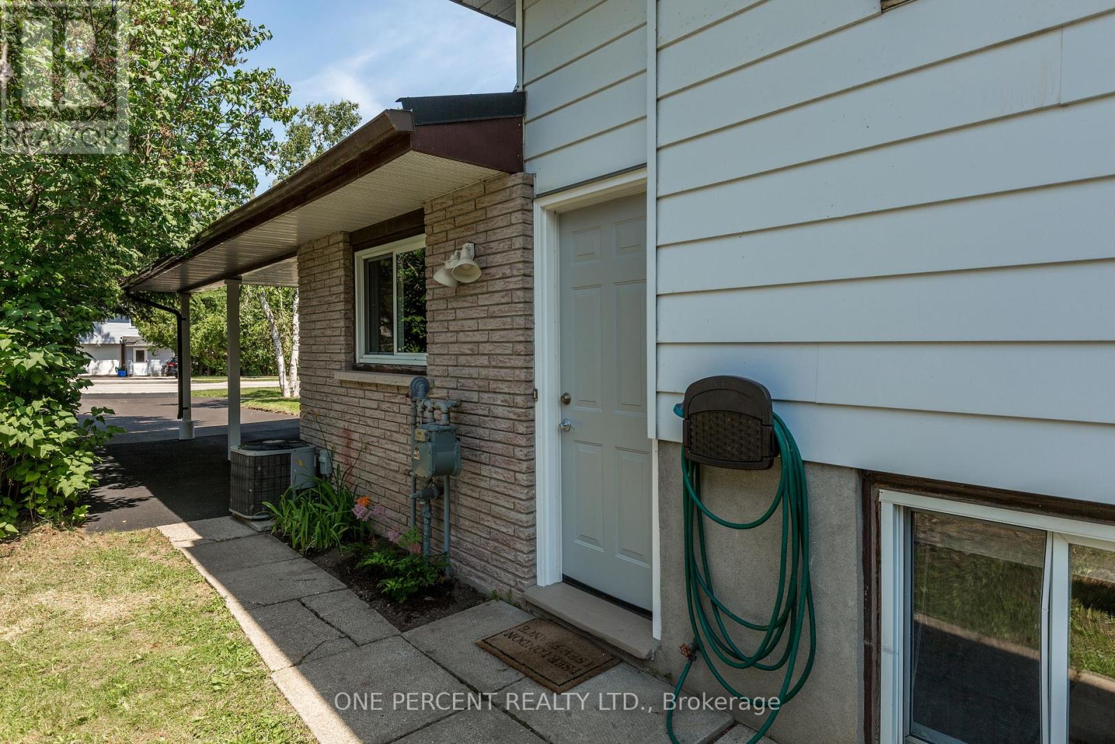 Photo 30 of 55 Fittons Road E, Orillia ON