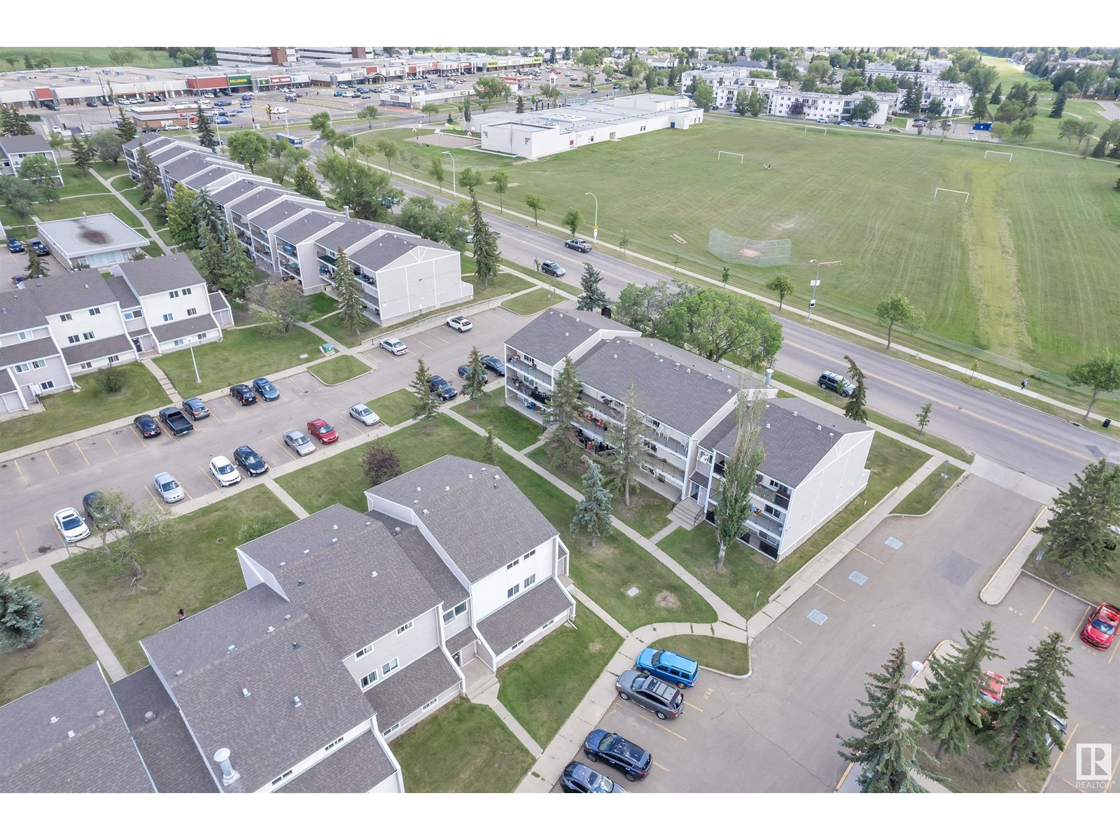 Photo 23 of 5 3855 76 St Nw, Edmonton AB