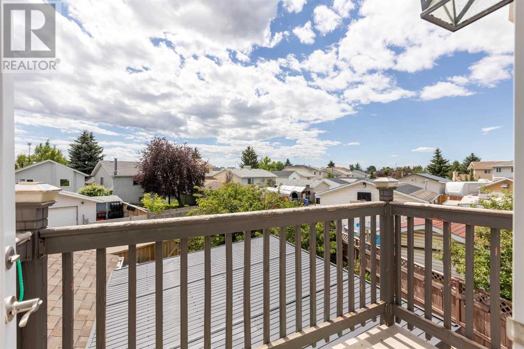 Single Family House 4 Level for Sale in  Erin Circle SE Erin Woods Calgary 