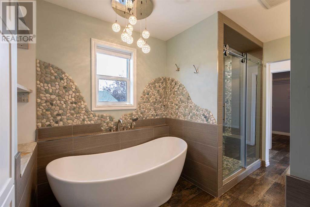 Single Family House 4 Level for Sale in  Erin Circle SE Erin Woods Calgary 