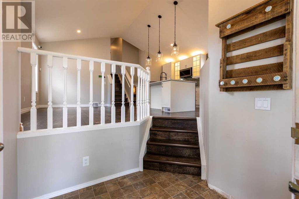 Single Family House 4 Level for Sale in  Erin Circle SE Erin Woods Calgary 