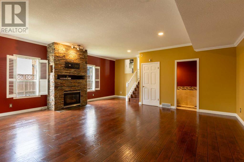 Single Family House 4 Level for Sale in  Erin Circle SE Erin Woods Calgary 