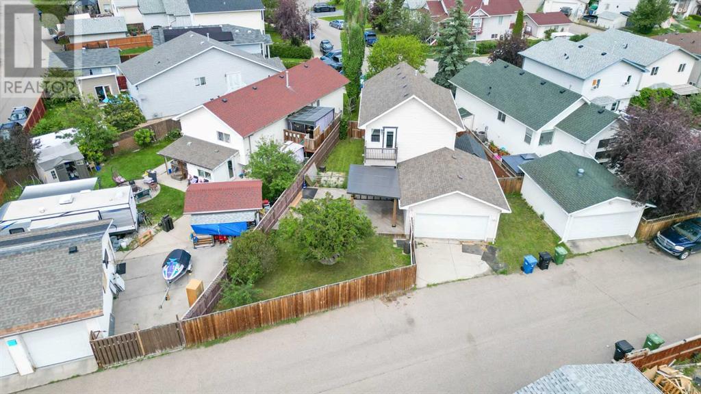 Single Family House 4 Level for Sale in  Erin Circle SE Erin Woods Calgary 
