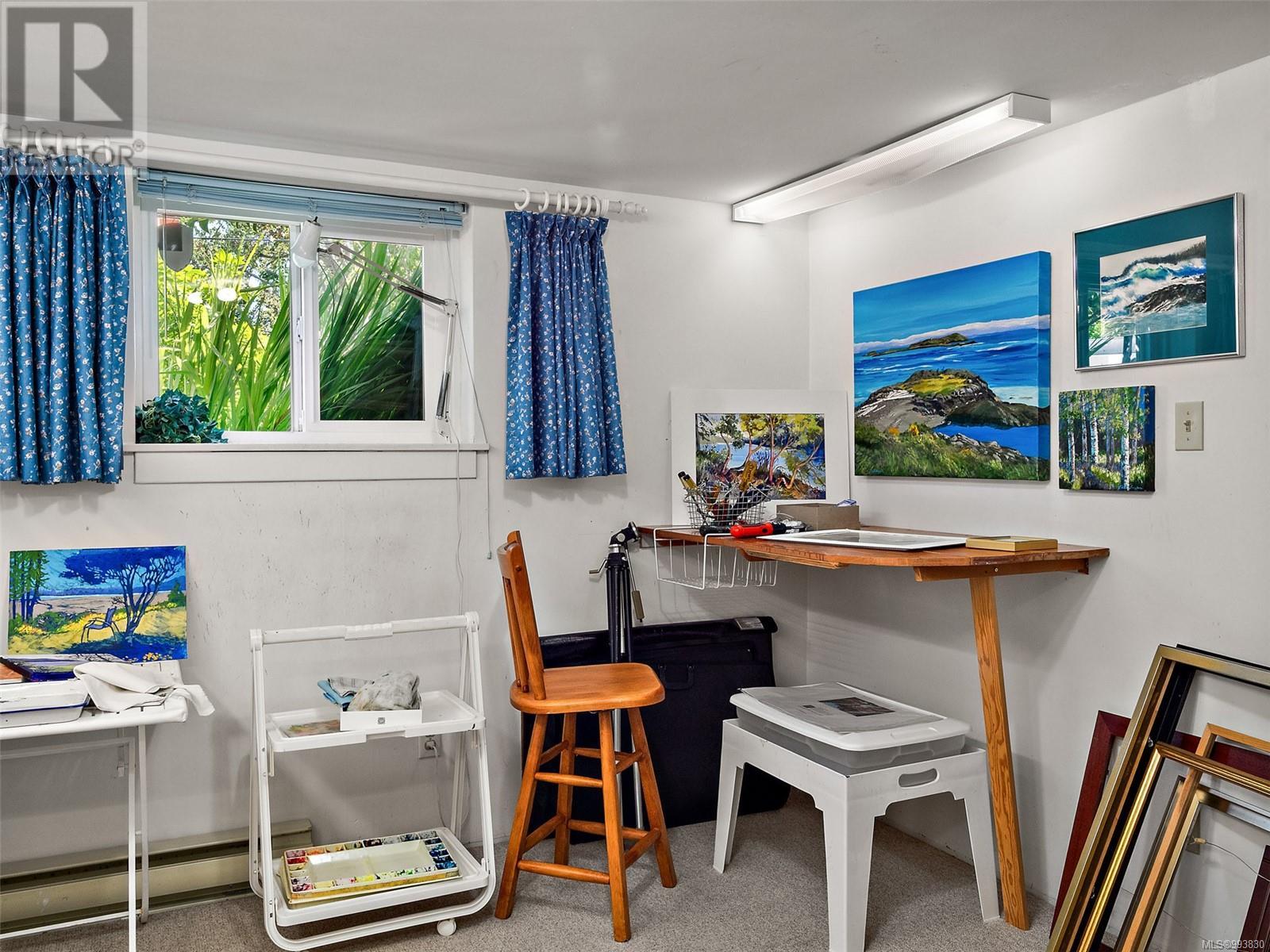 Photo 43 of 877 Island Rd, Oak Bay BC