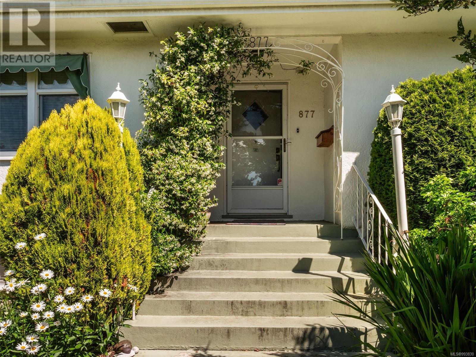 Photo 59 of 877 Island Rd, Oak Bay BC