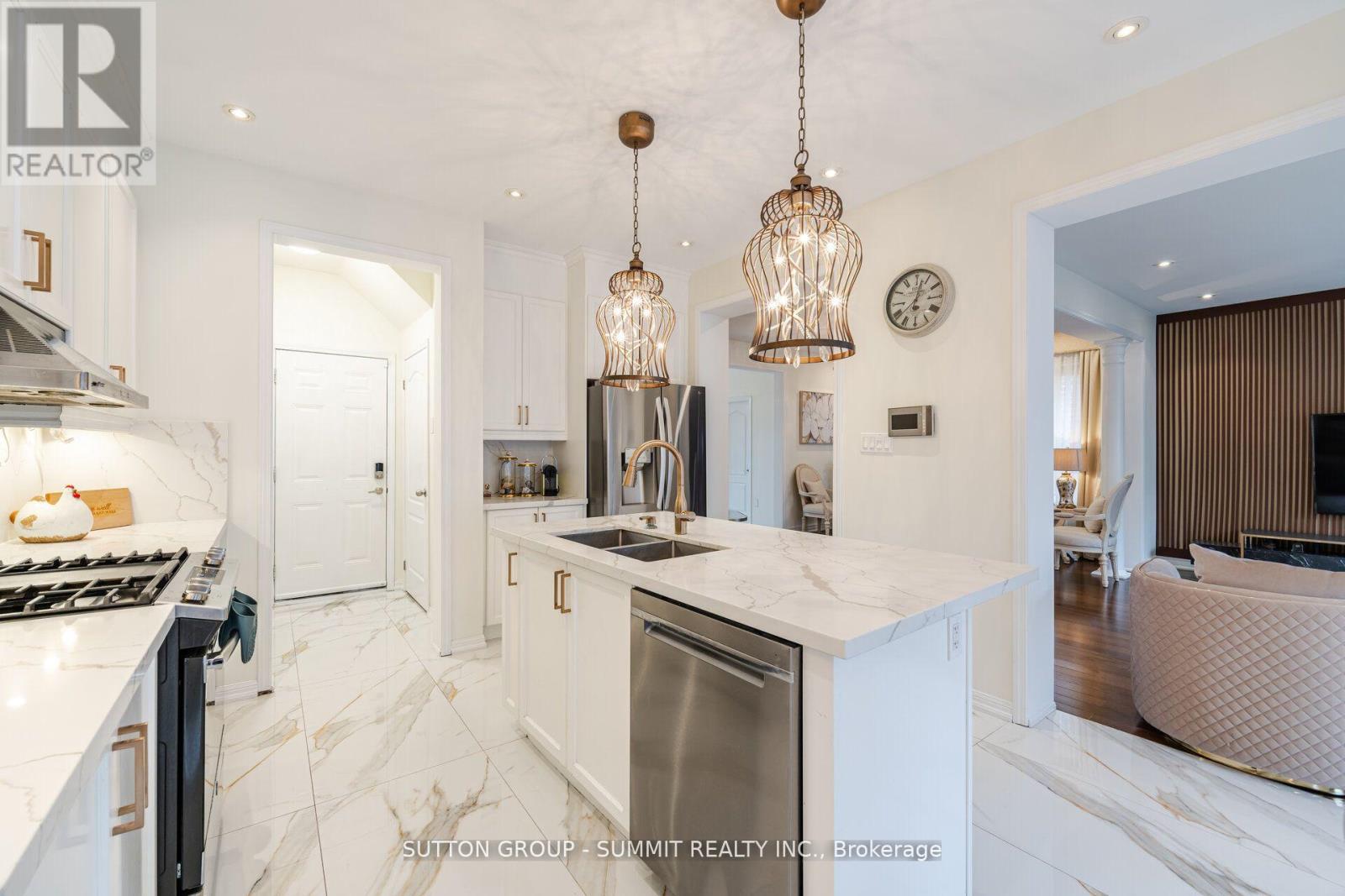 Photo 9 of 446 Mcjannett Avenue, Milton ON