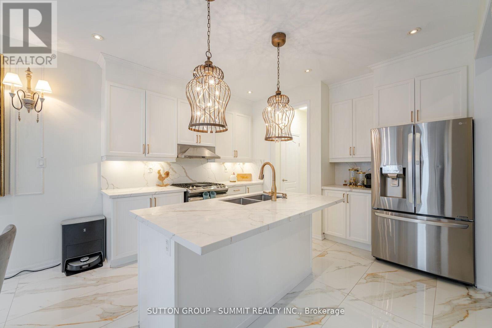 Photo 3 of 446 Mcjannett Avenue, Milton ON