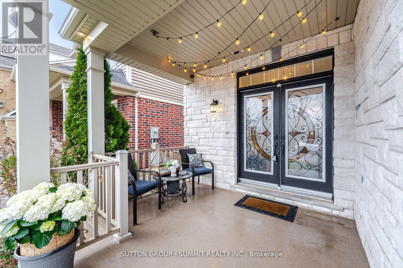 Photo 4 of 446 Mcjannett Avenue, Milton ON