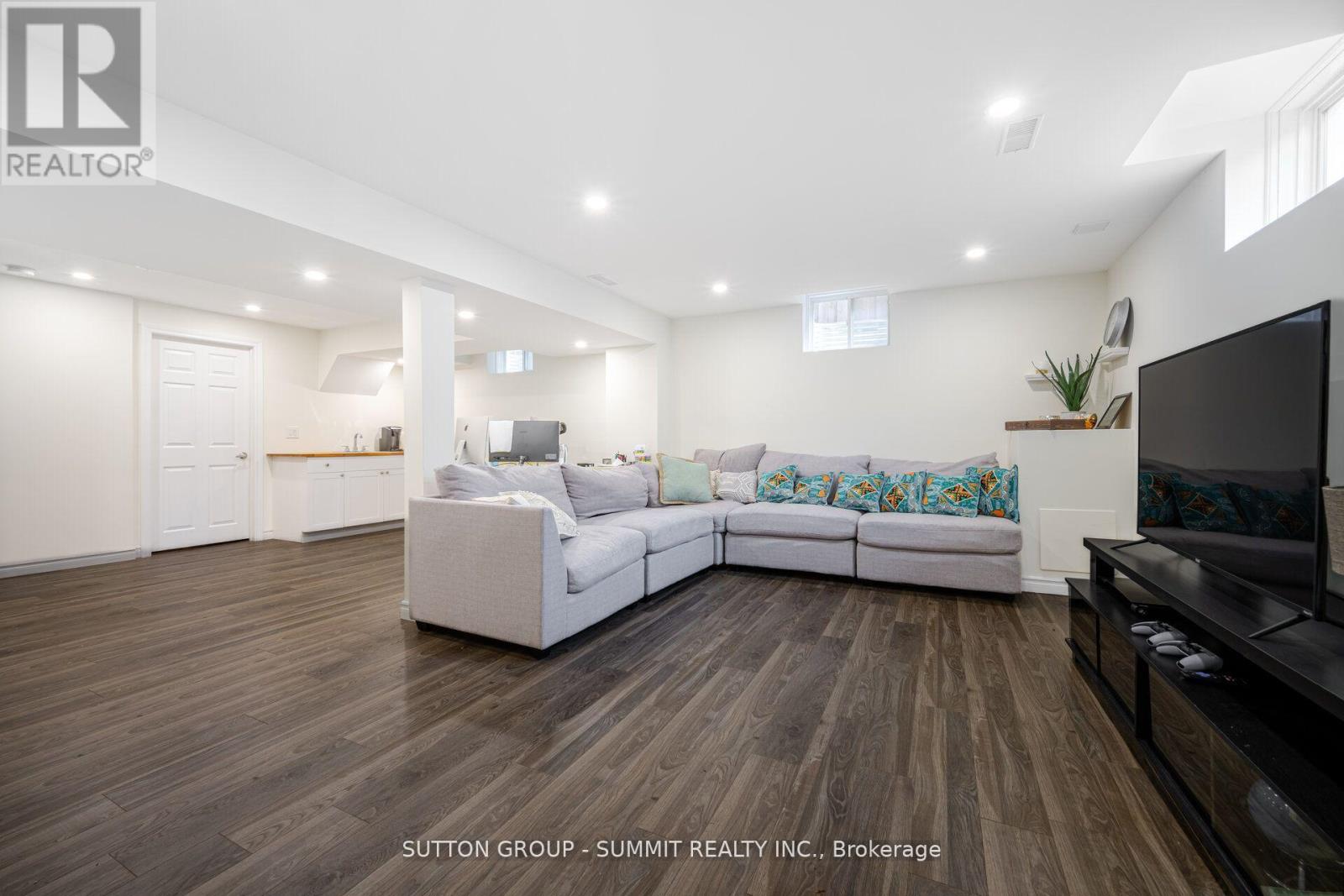 Photo 1 of 446 Mcjannett Avenue, Milton ON