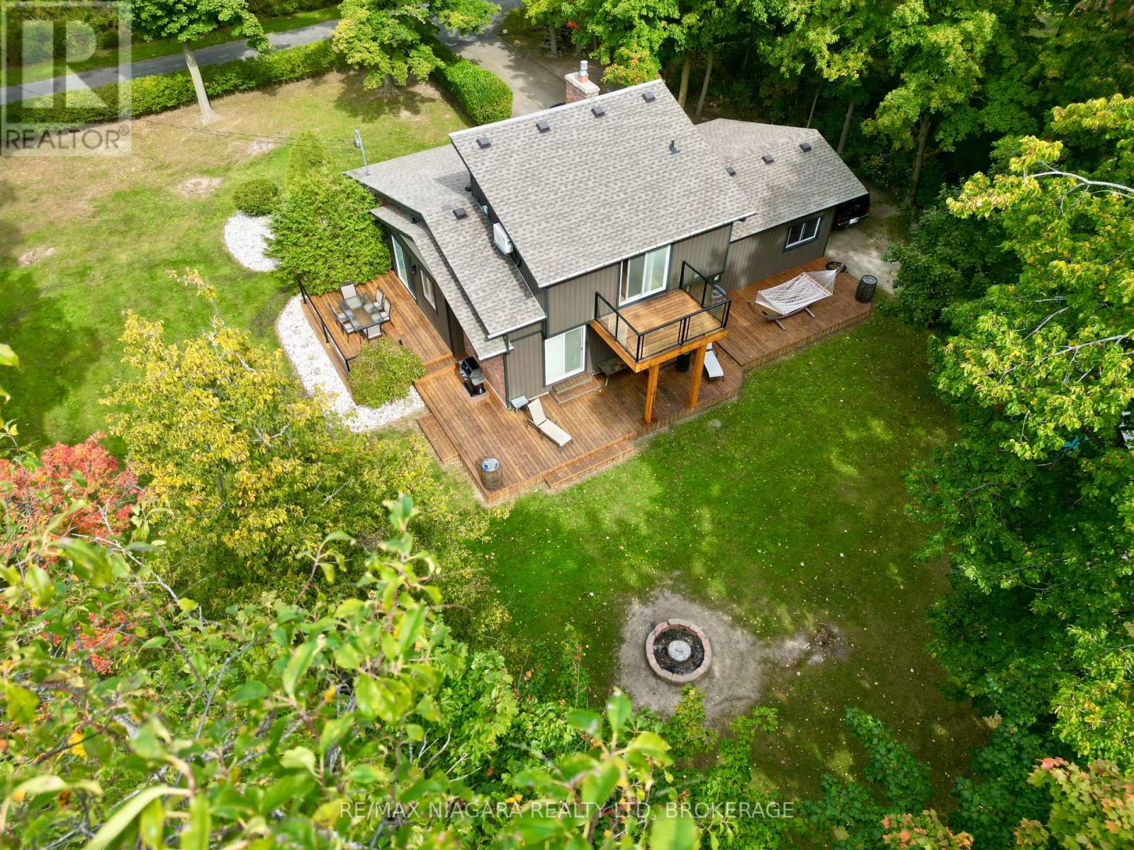 Photo 1 of 4905 Mapleview Crescent, Port Colborne ON