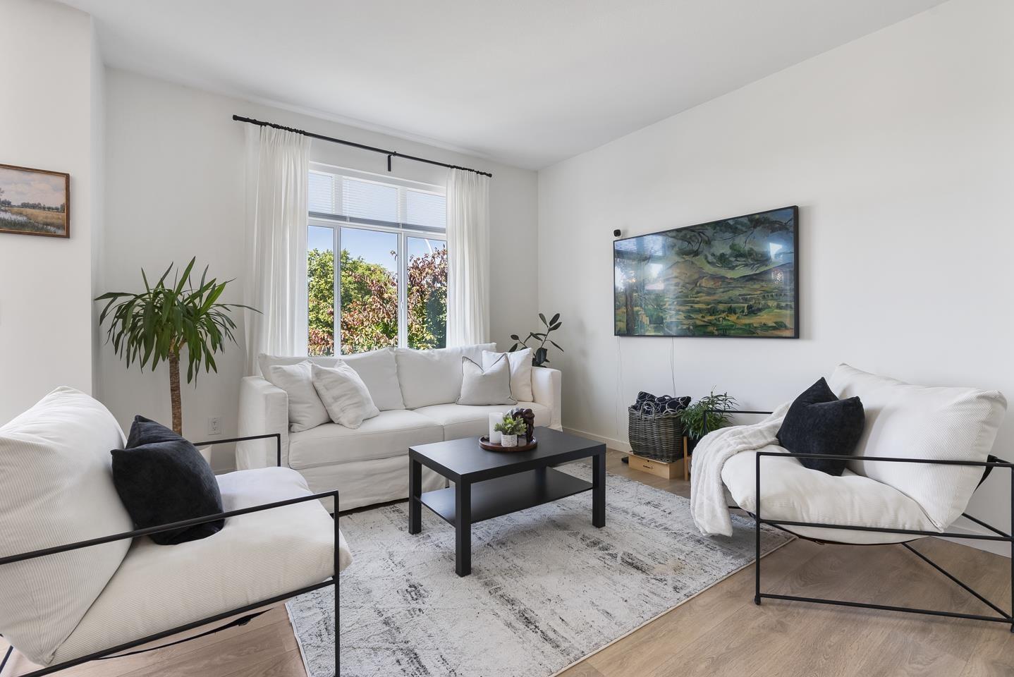 Photo 13 of 75 15255 Sitka Drive, Surrey BC