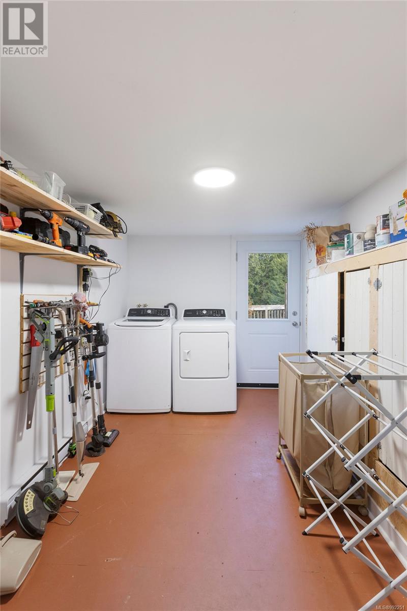 2993 Robinson Rd, Sooke
