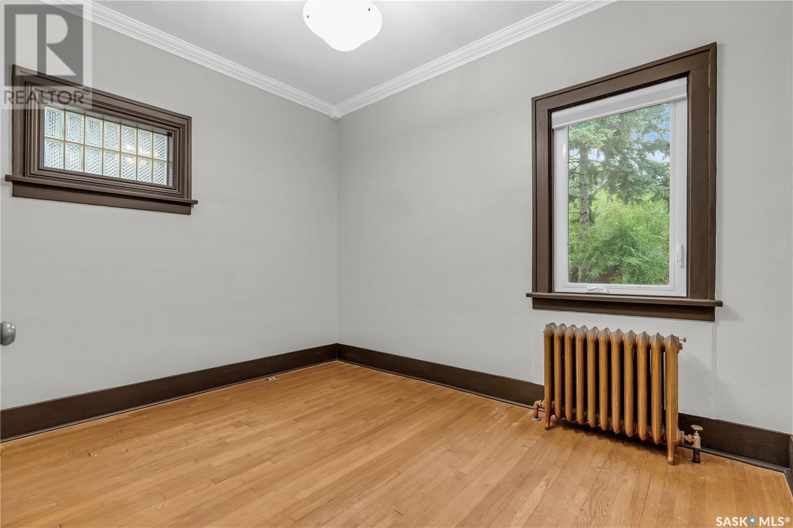 Photo 32 of 2245 Garnet Street, Regina SK
