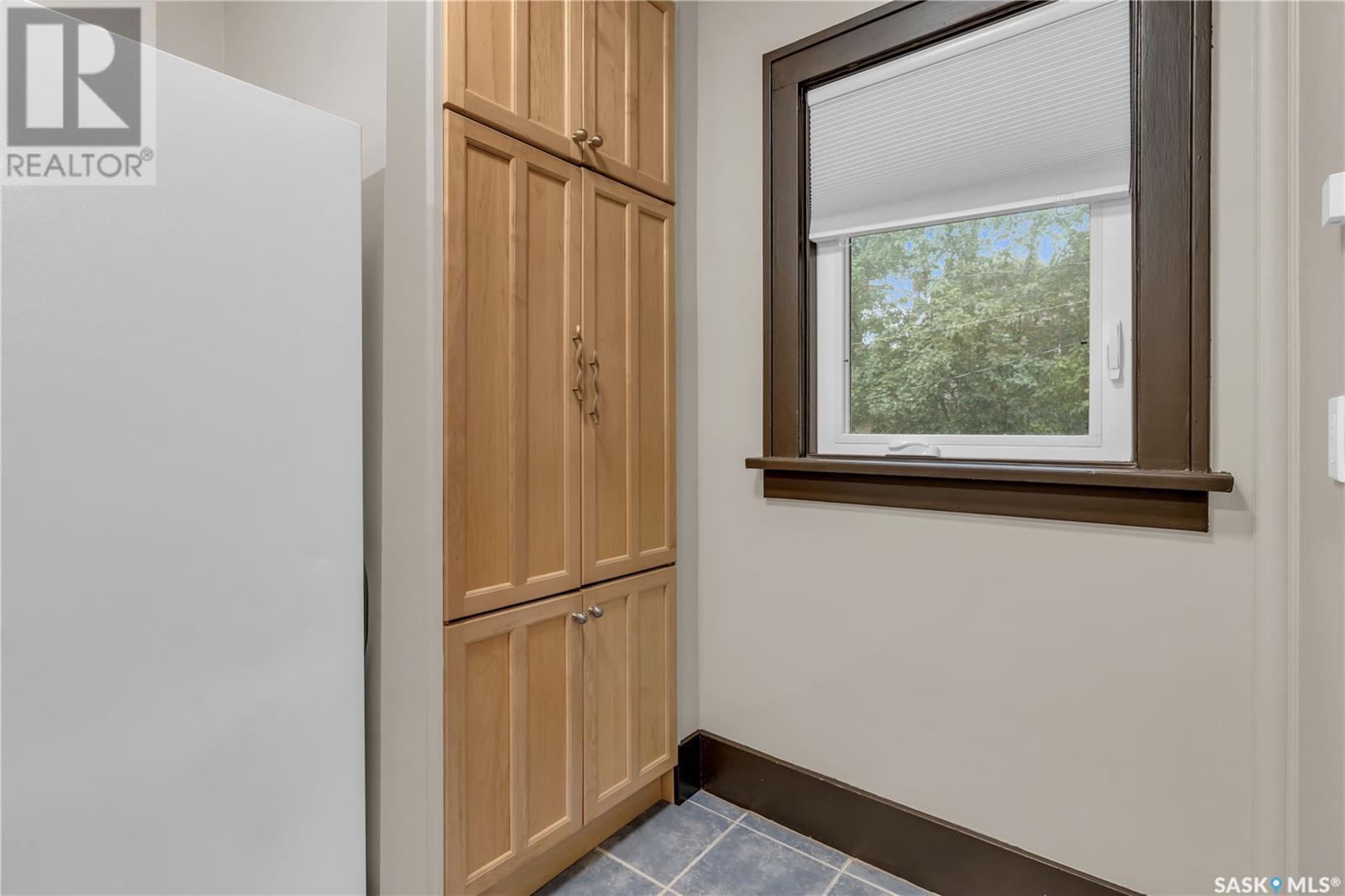 Photo 21 of 2245 Garnet Street, Regina SK