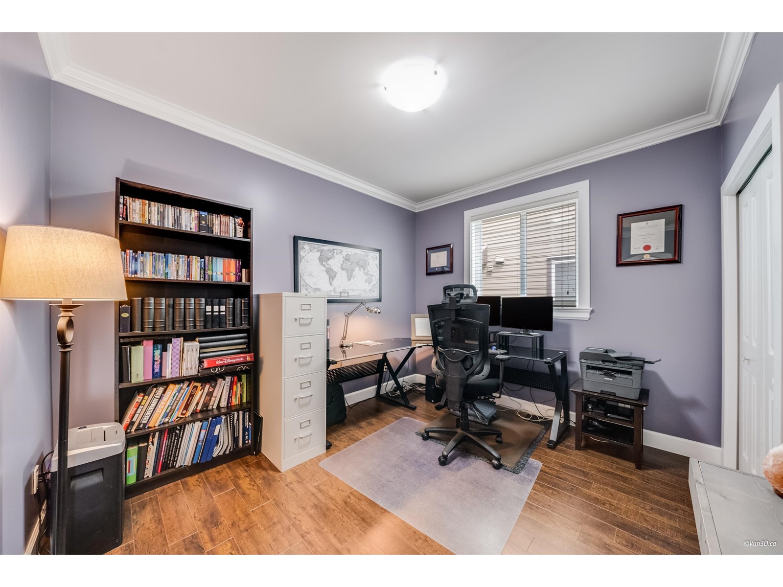 Photo 4 of 15688 92 Avenue, Surrey BC