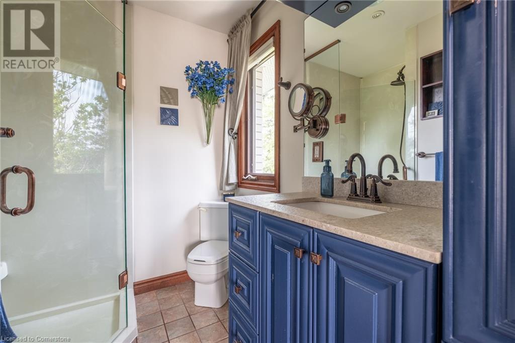 Photo 31 of 15 Marquette Drive, Kitchener ON