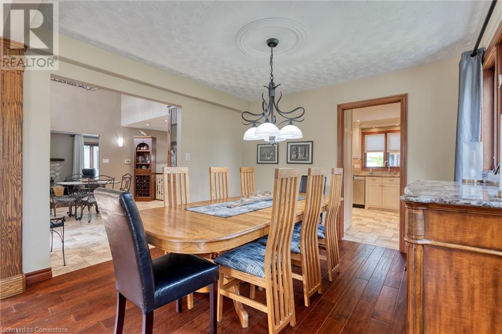 Photo 18 of 15 Marquette Drive, Kitchener ON