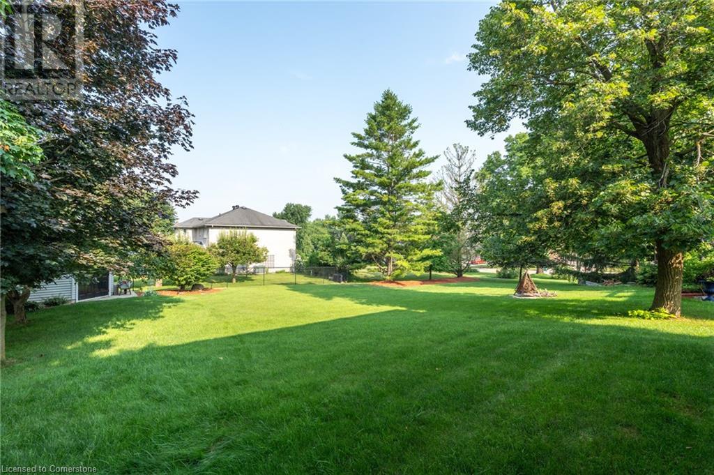 Photo 12 of 15 Marquette Drive, Kitchener ON