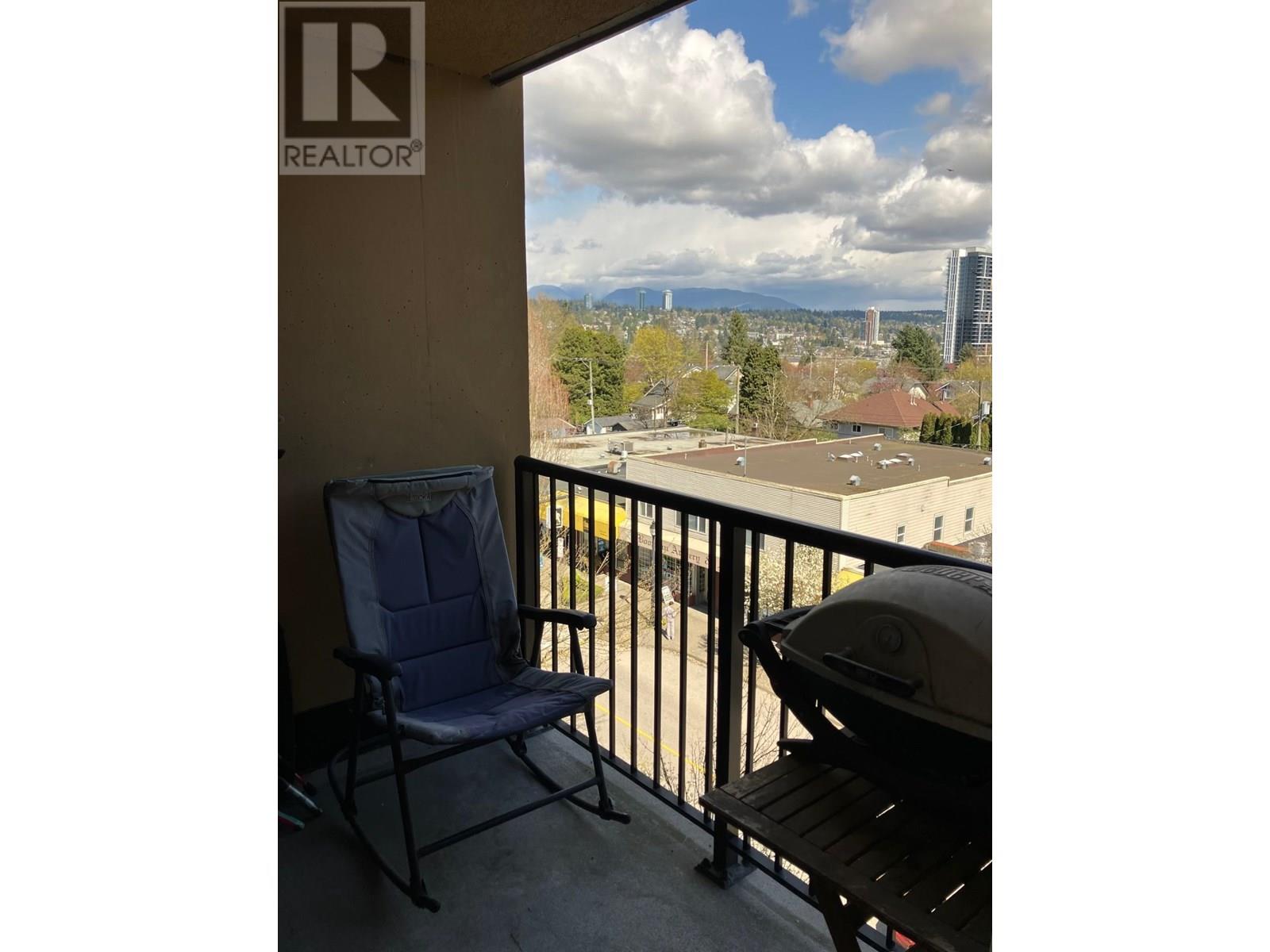 Photo 4 of 503 415 E Columbia Street, New Westminster BC