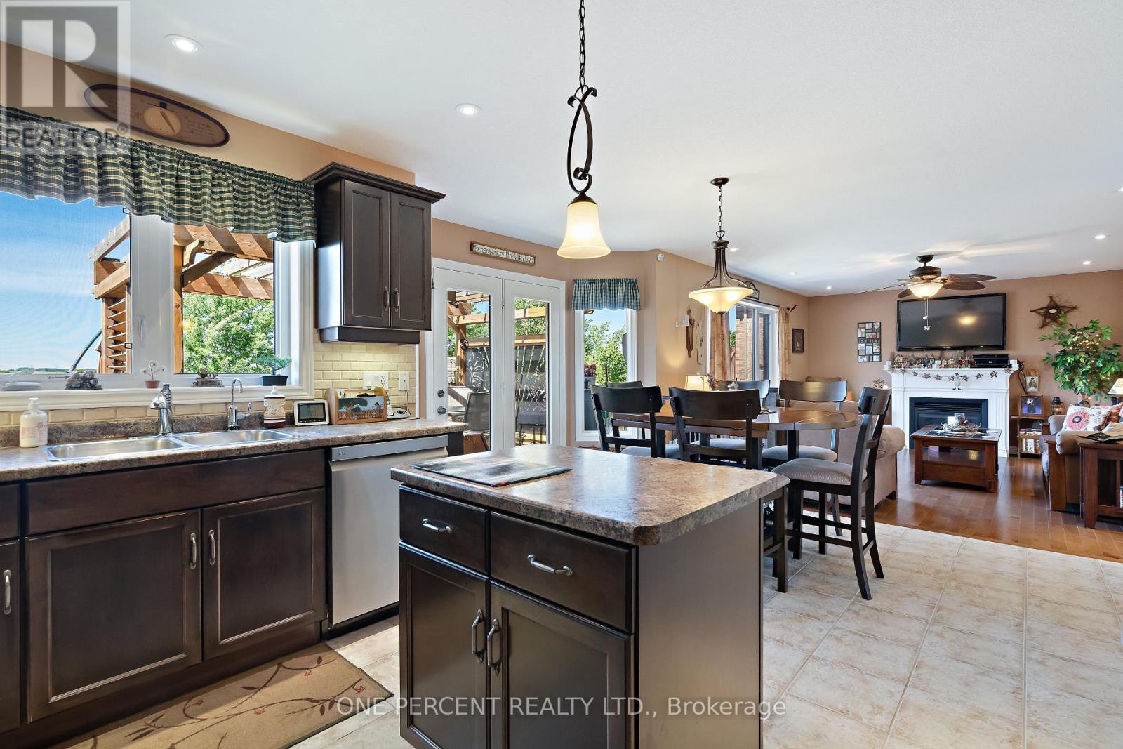 Photo 15 of 237 Carrol Street, Wellington North ON