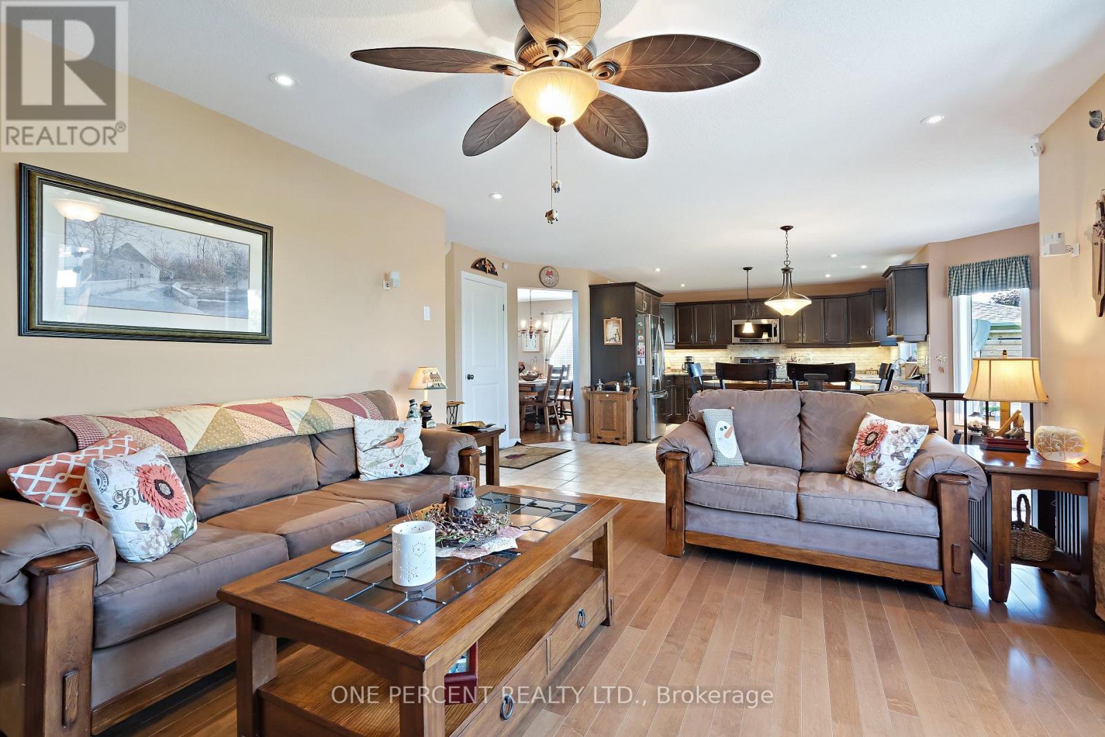 Photo 18 of 237 Carrol Street, Wellington North ON