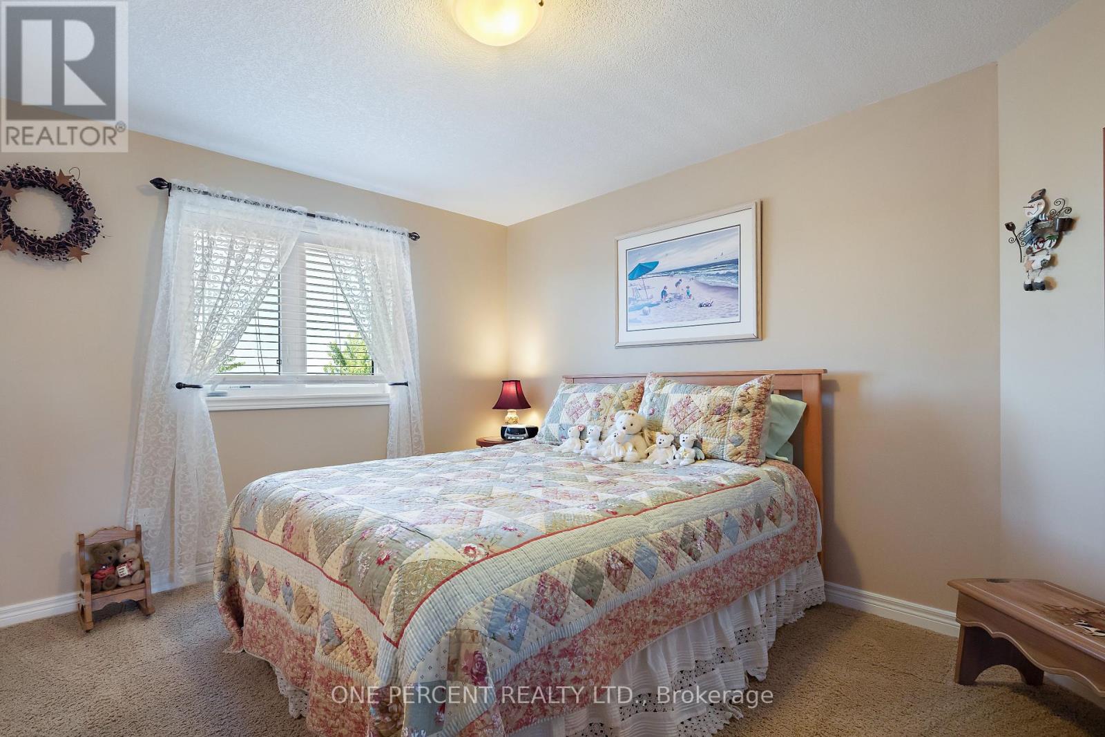 Photo 27 of 237 Carrol Street, Wellington North ON