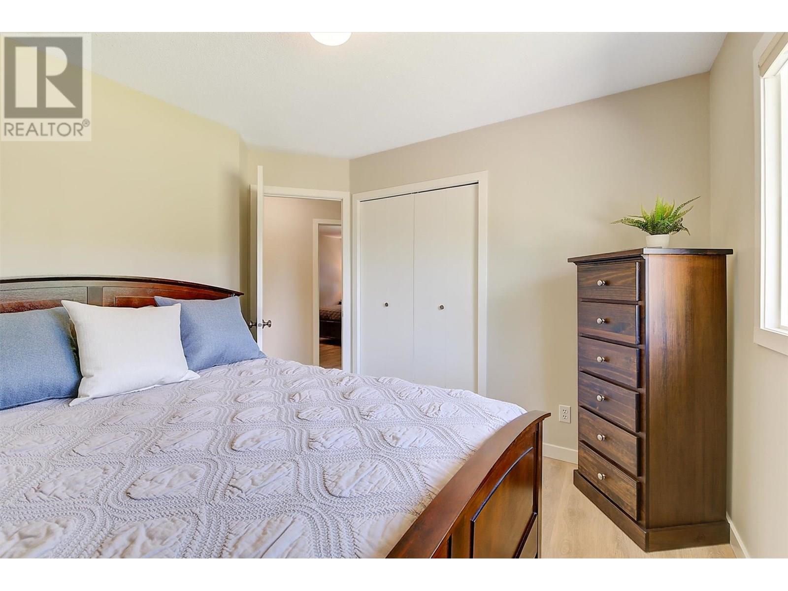  482 Curlew Drive, Kelowna