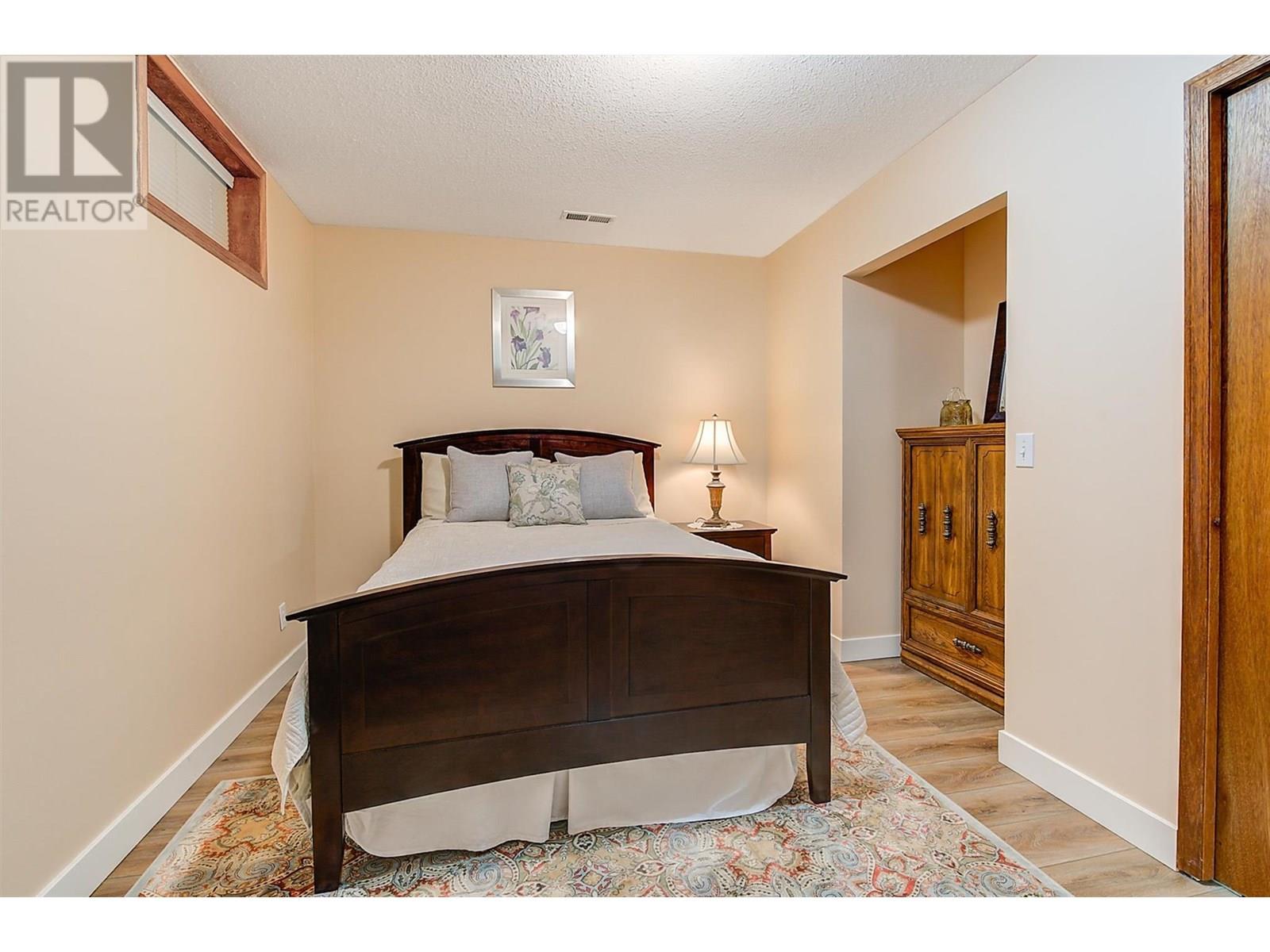  482 Curlew Drive, Kelowna
