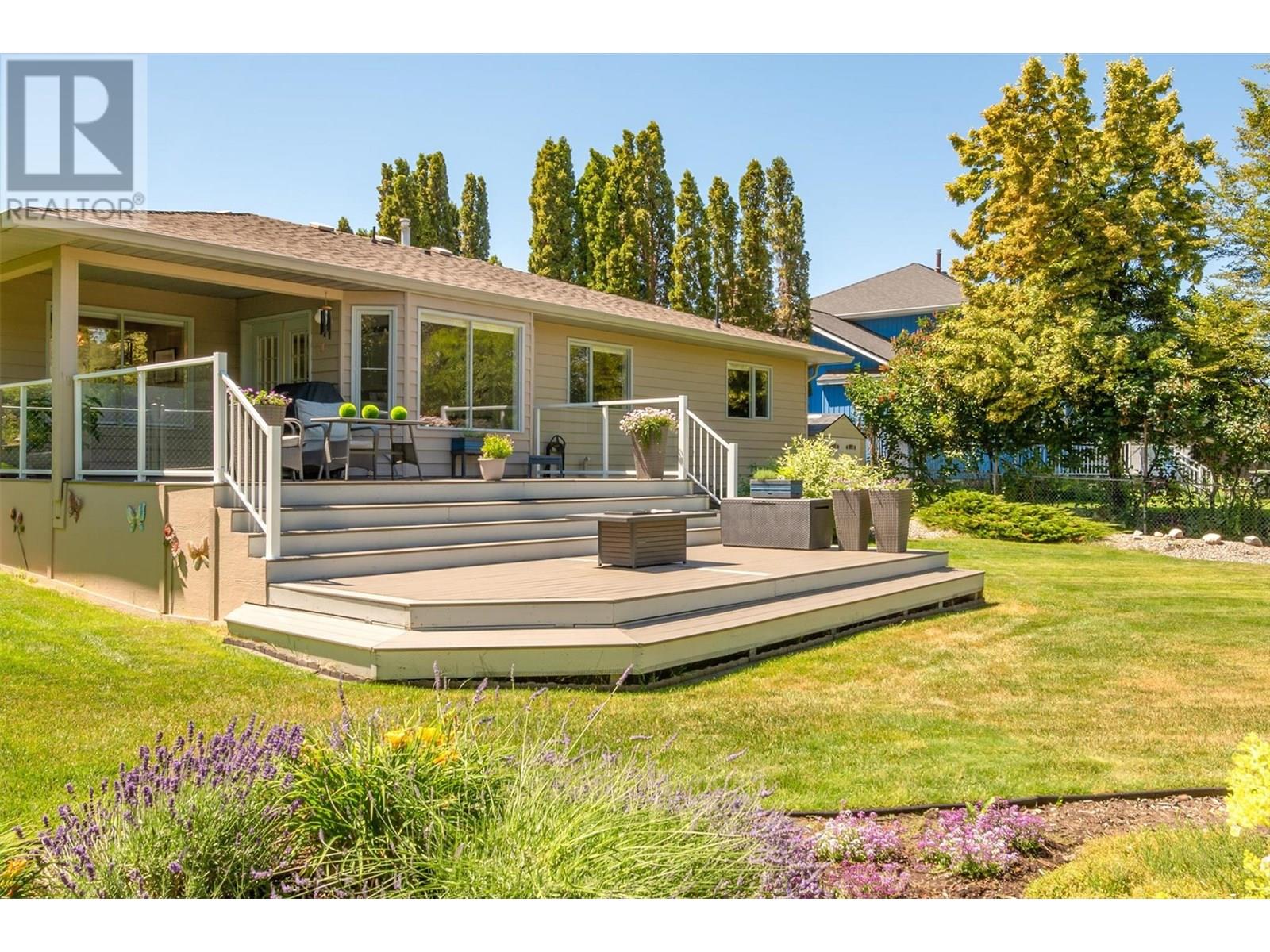  482 Curlew Drive, Kelowna