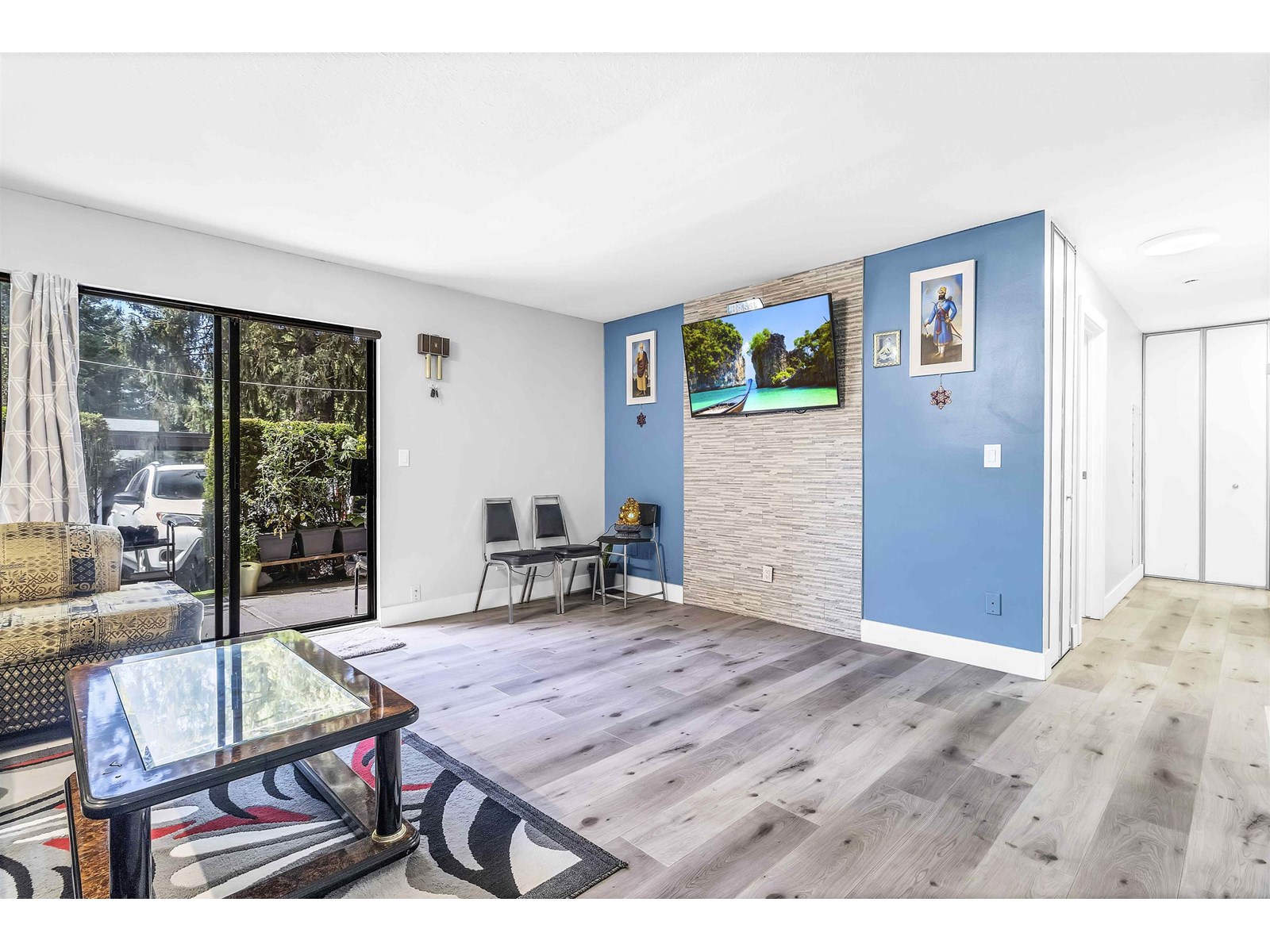 Photo 3 of 102 7155 134 Street, Surrey BC