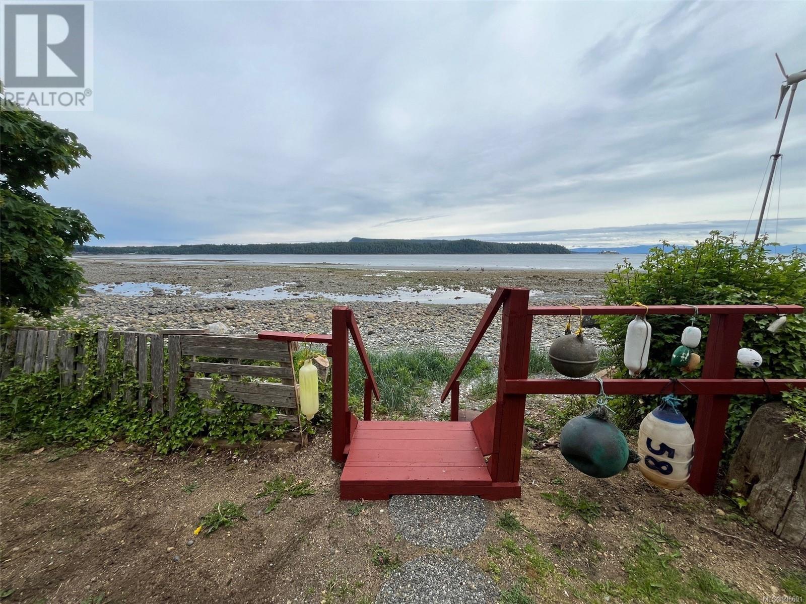 Photo 40 of 5185 Gainsberg Rd, Bowser BC