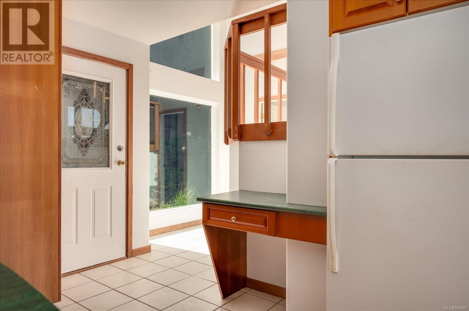 Photo 7 of 5185 Gainsberg Rd, Bowser BC