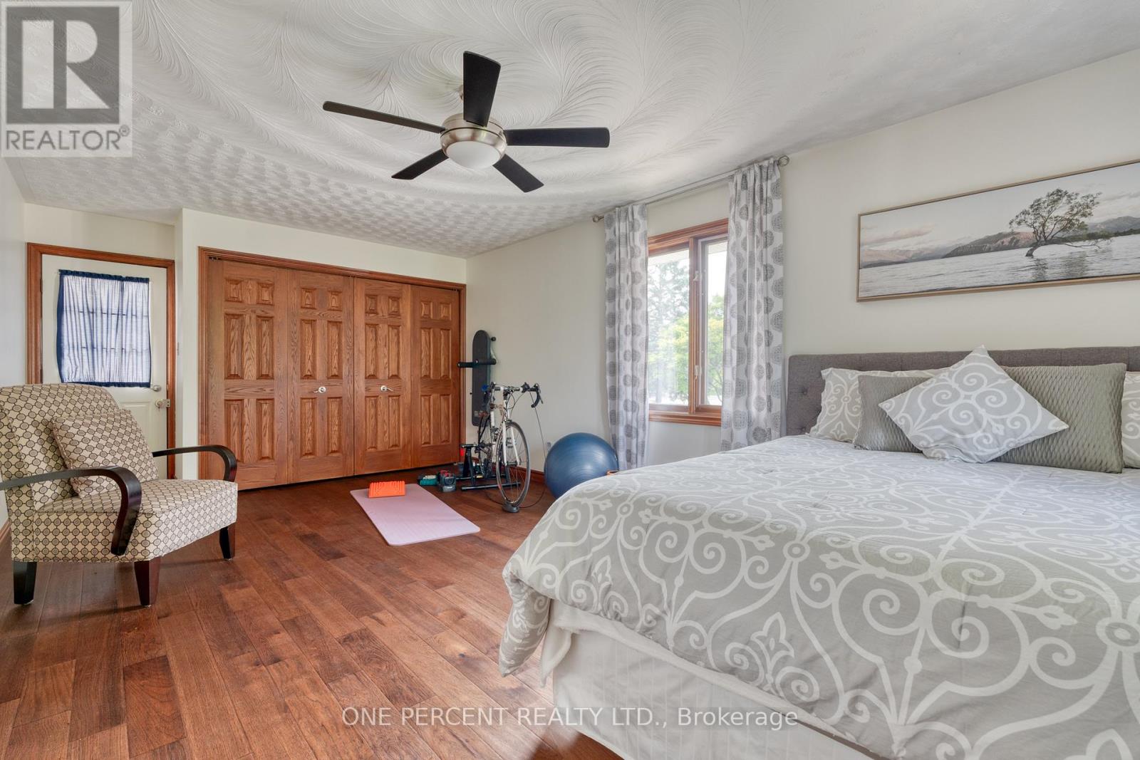 Photo 11 of 15 Marquette Drive, Kitchener ON