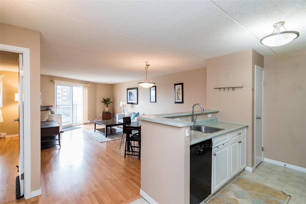 Photo 5 of 509 1720 Pembina Highway, Winnipeg MB