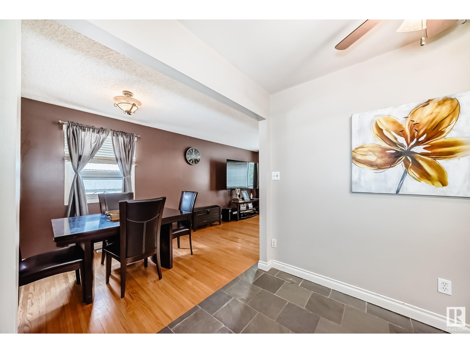 Photo 17 of 44 Grandin Rd, St Albert AB