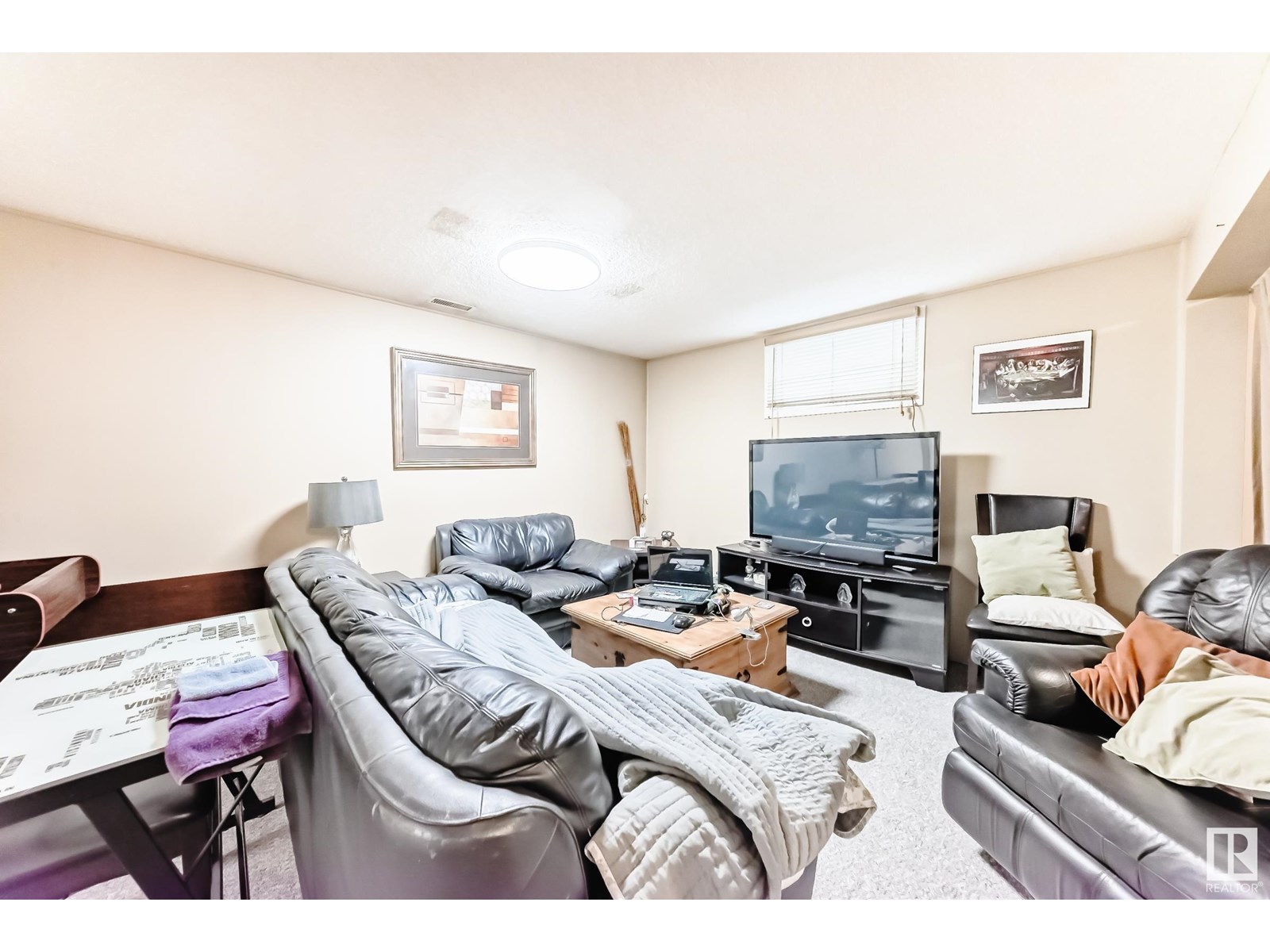 Photo 23 of 44 Grandin Rd, St Albert AB