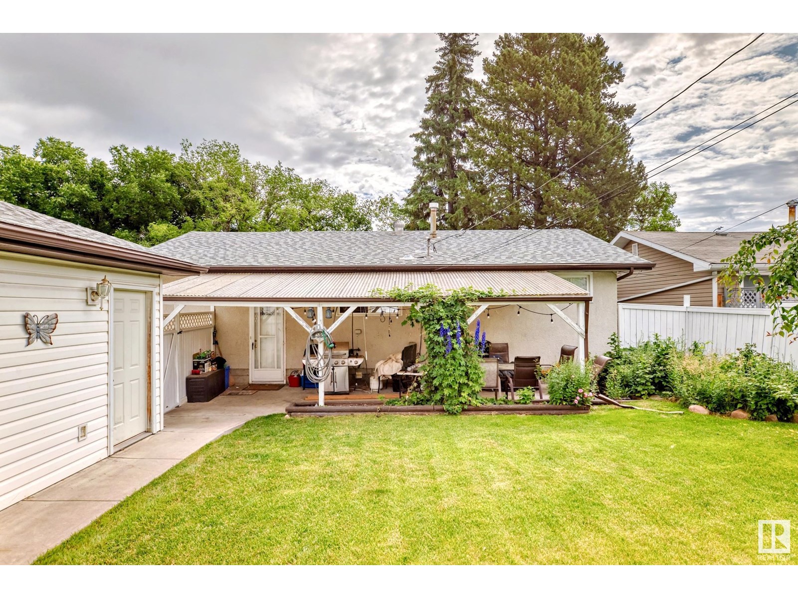 Photo 34 of 44 Grandin Rd, St Albert AB