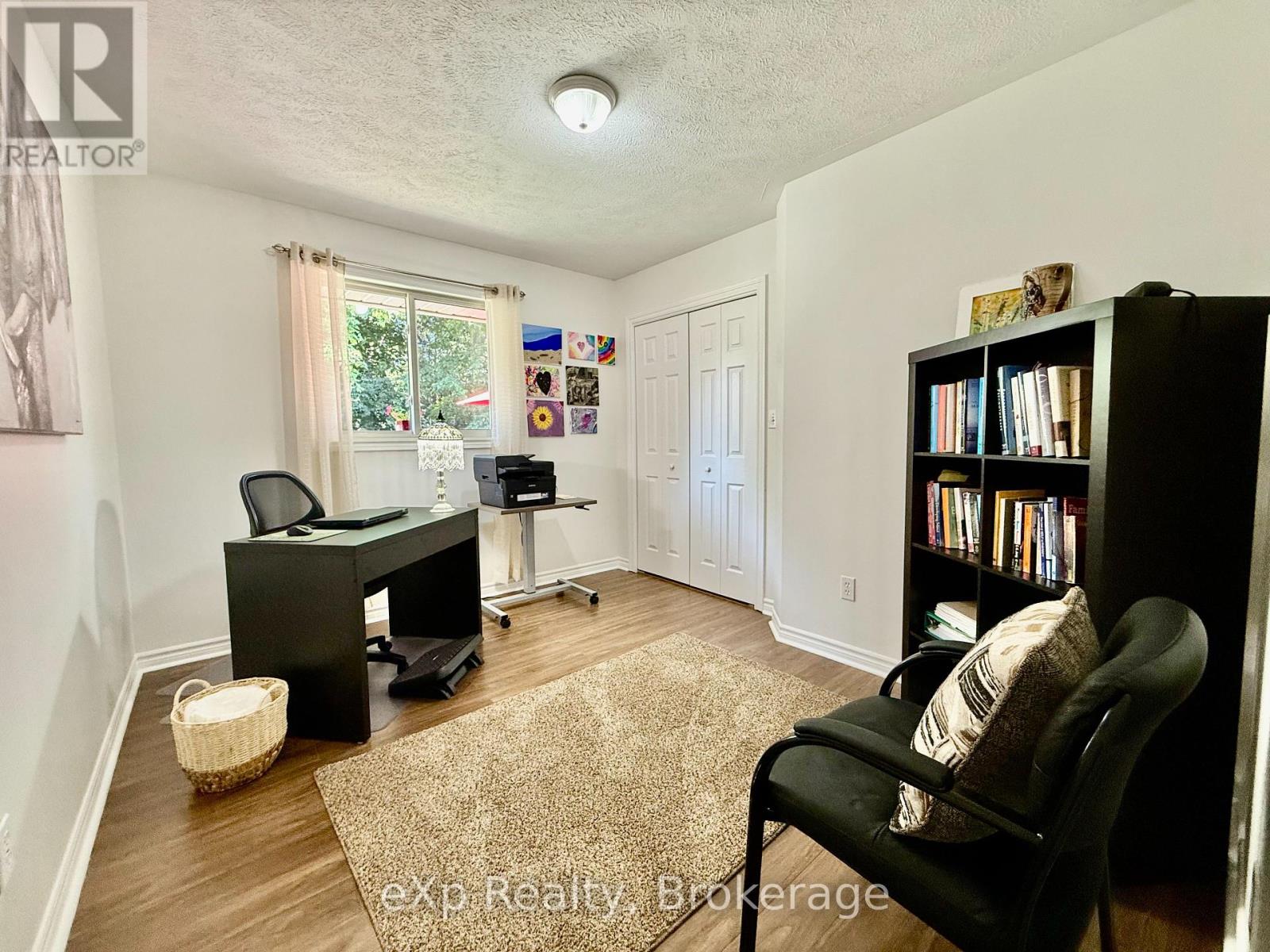 Photo 12 of 688 22nd Avenue, Hanover ON