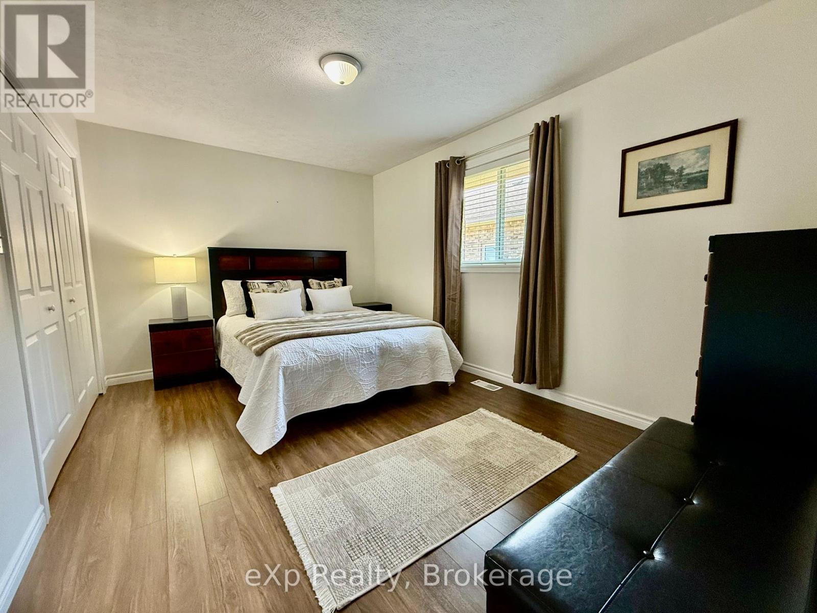 Photo 17 of 688 22nd Avenue, Hanover ON