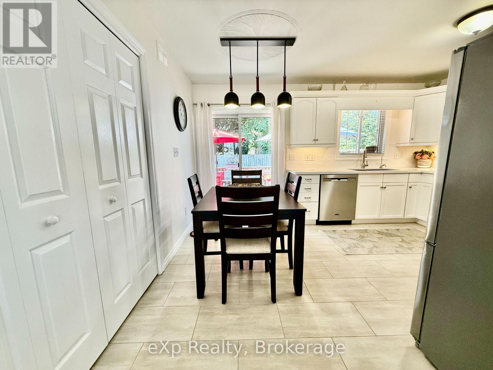 Photo 23 of 688 22nd Avenue, Hanover ON