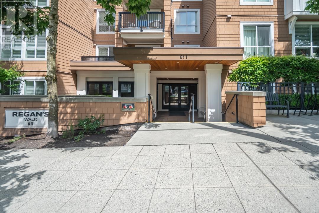 303 611 REGAN AVENUE, Coquitlam