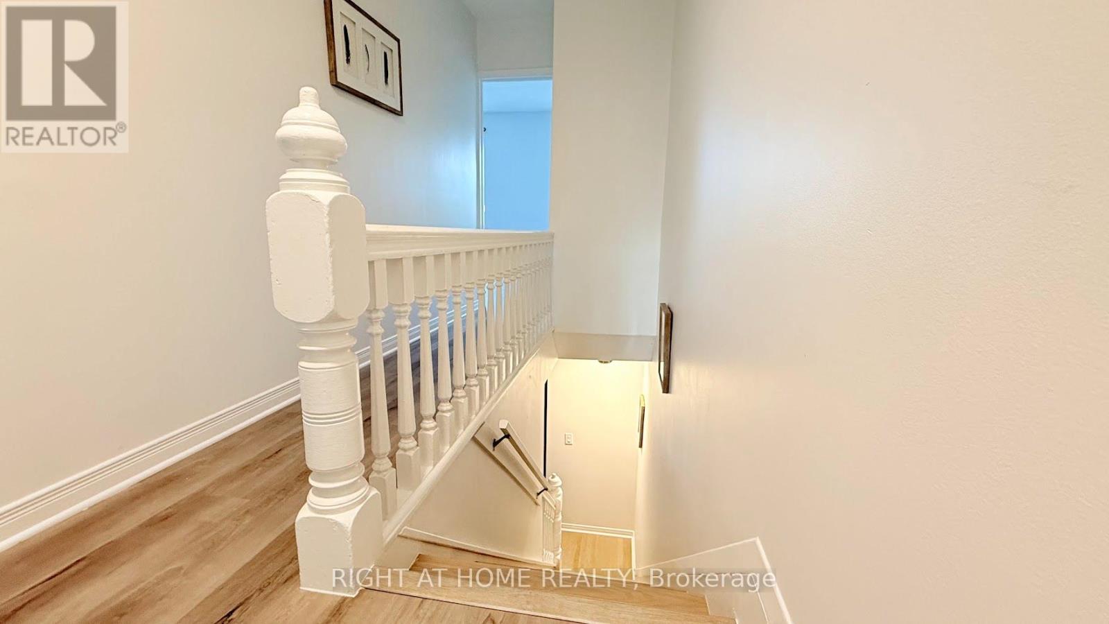 Photo 6 of 109 Sweetland Avenue, Ottawa ON