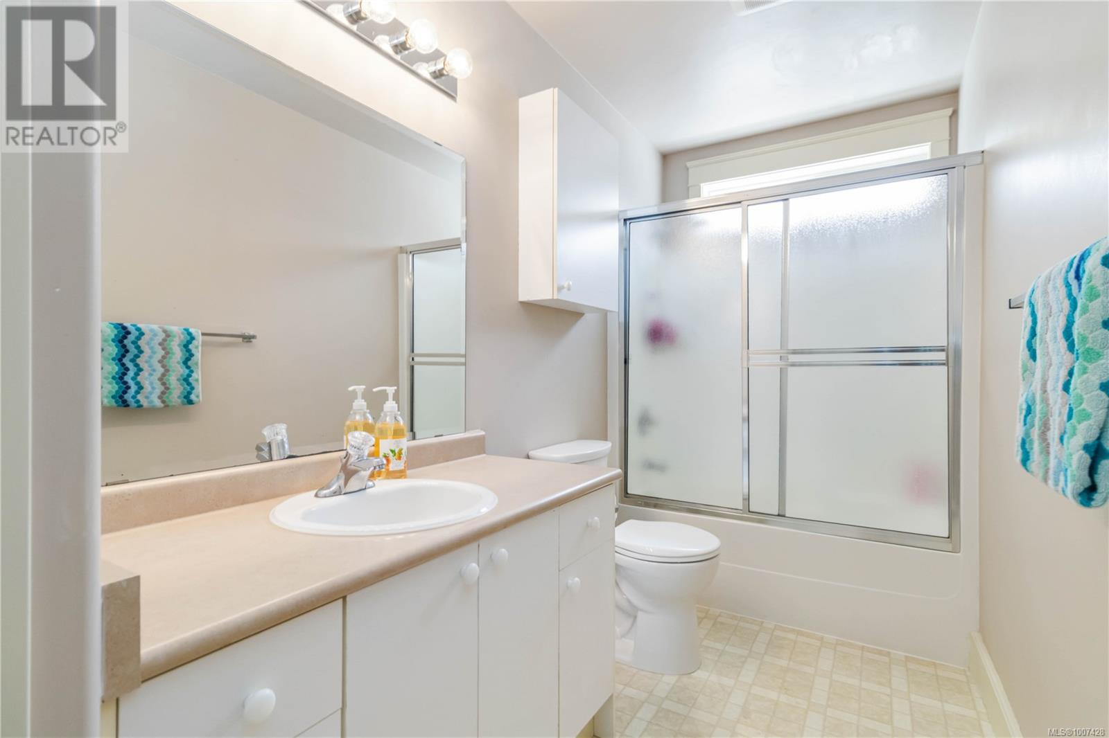 Photo 29 of 6260 Elaine Way, Central Saanich BC